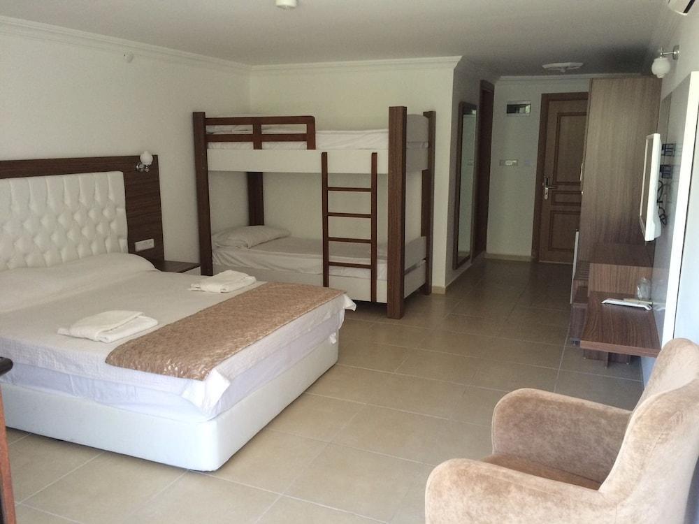 Aygul Hotel 올루데니스 외부 사진