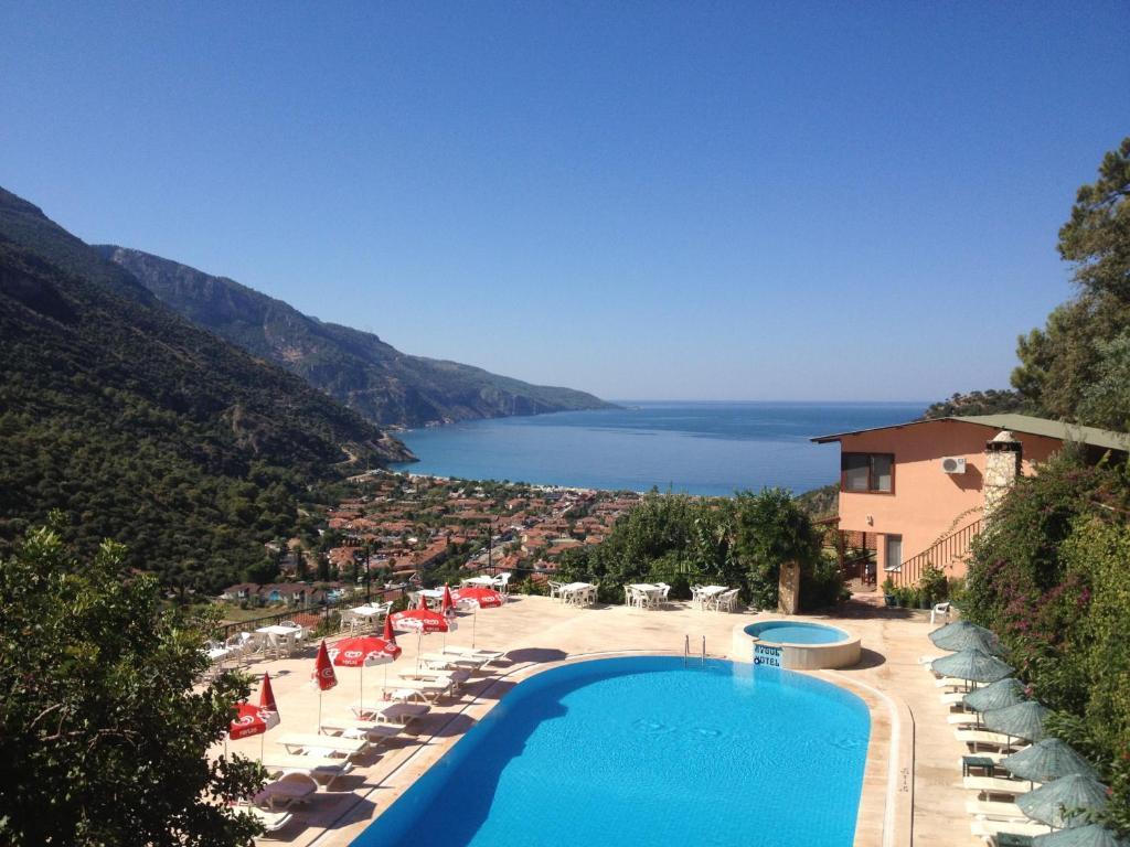 Aygul Hotel 올루데니스 외부 사진