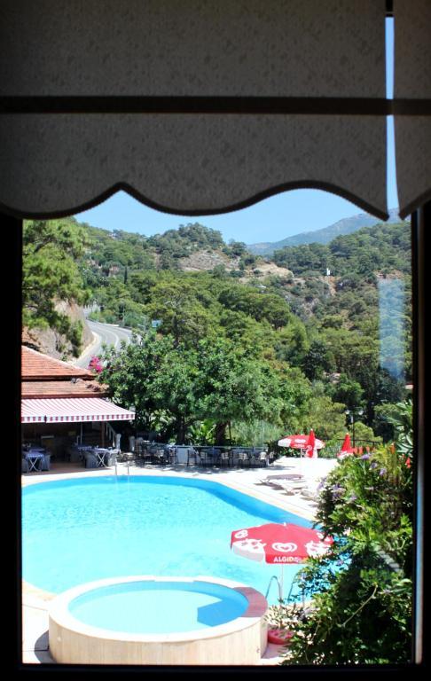 Aygul Hotel 올루데니스 외부 사진